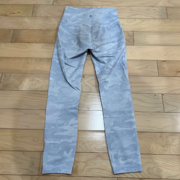 Lululemon women’s wunder under workout leggings - Picture 5 of 8